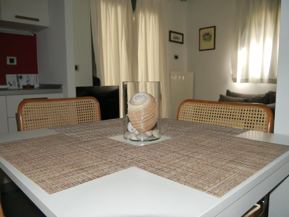 Flat With Garden In Apartment *
